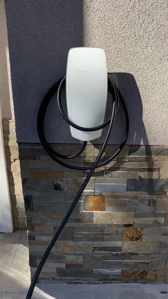 Slide of E4 Electric