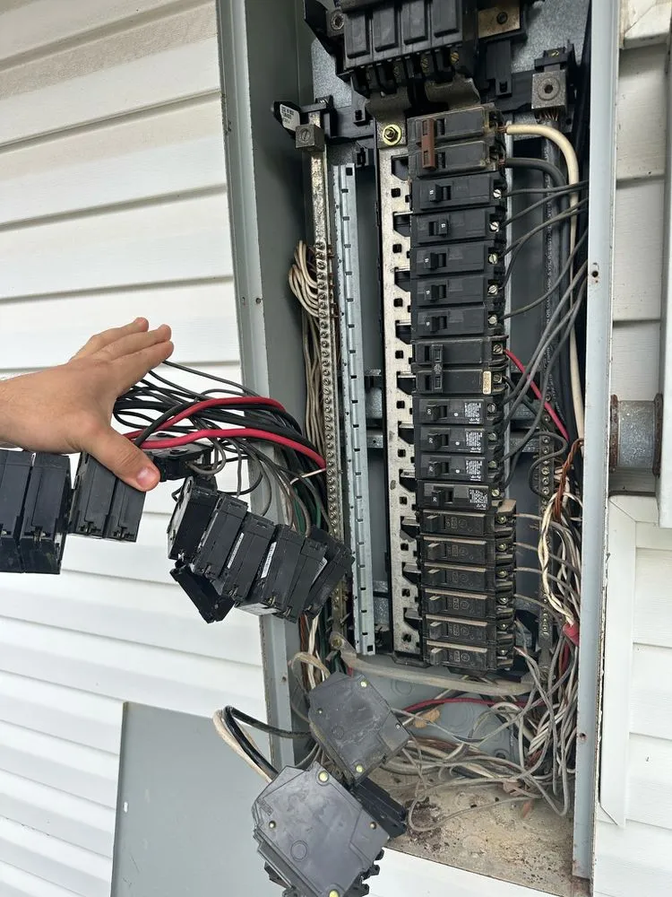 Slide of E&A Electric