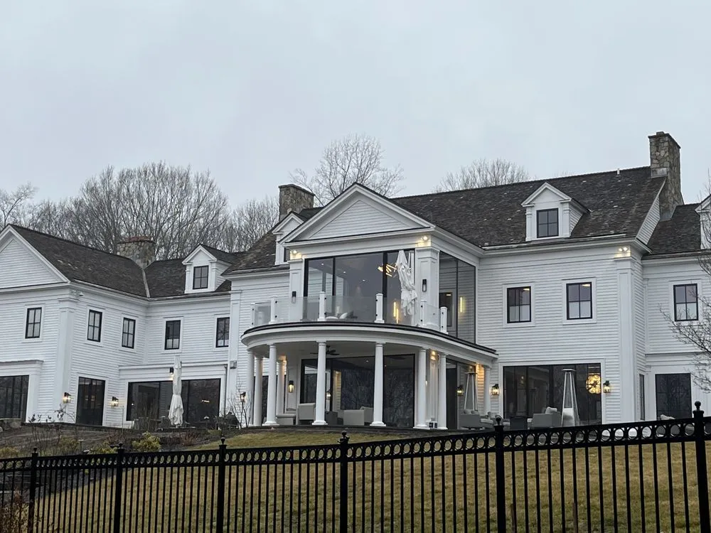 Slide of E&A Electric