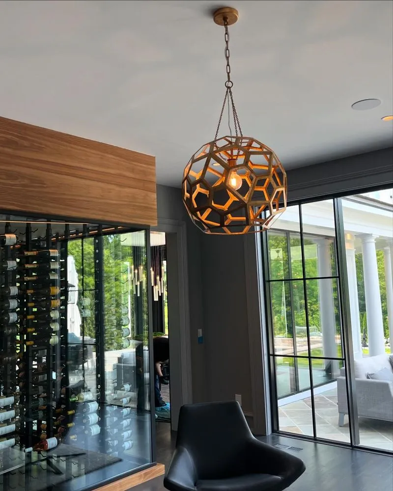 Slide of E&A Electric