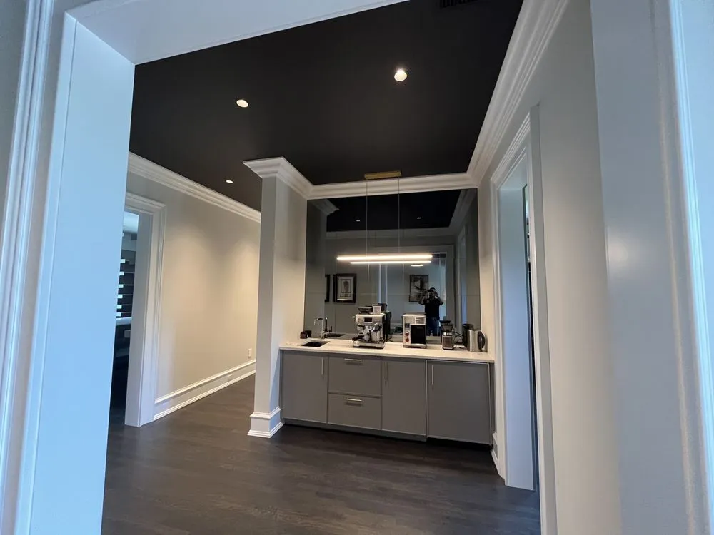 Slide of E&A Electric