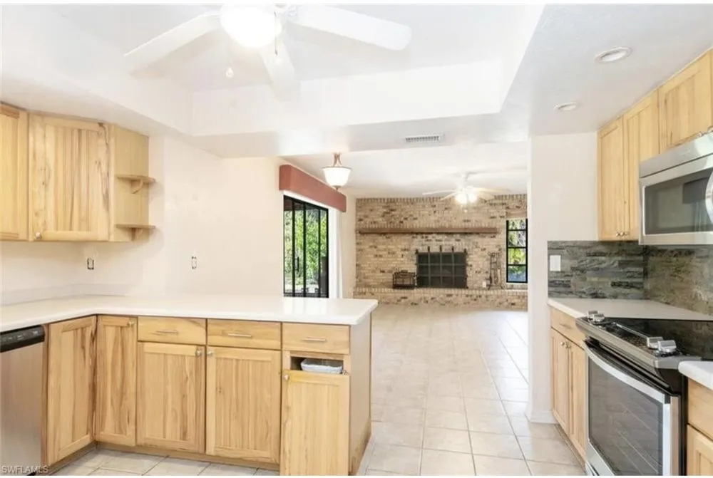 Slide of Eagle Construction Group