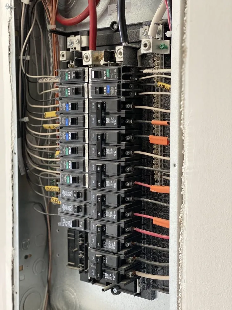 Affordable emergency electrical service in ,  by Eagle Electric