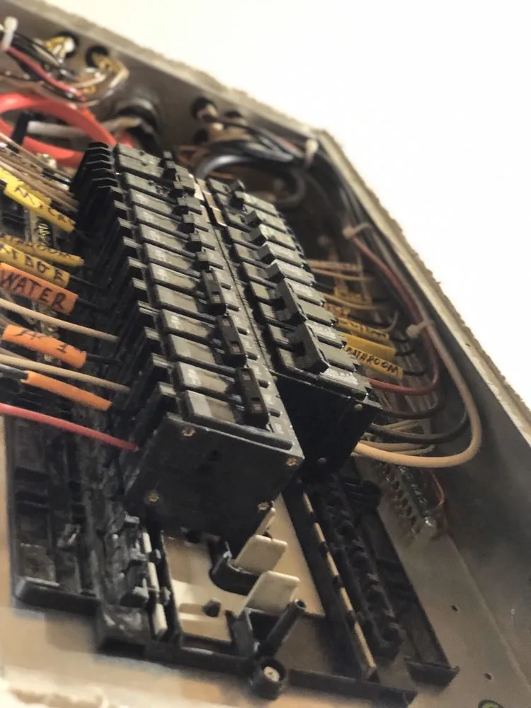 Affordable circuit breaker repair experts serving ,  - Eagle Electric