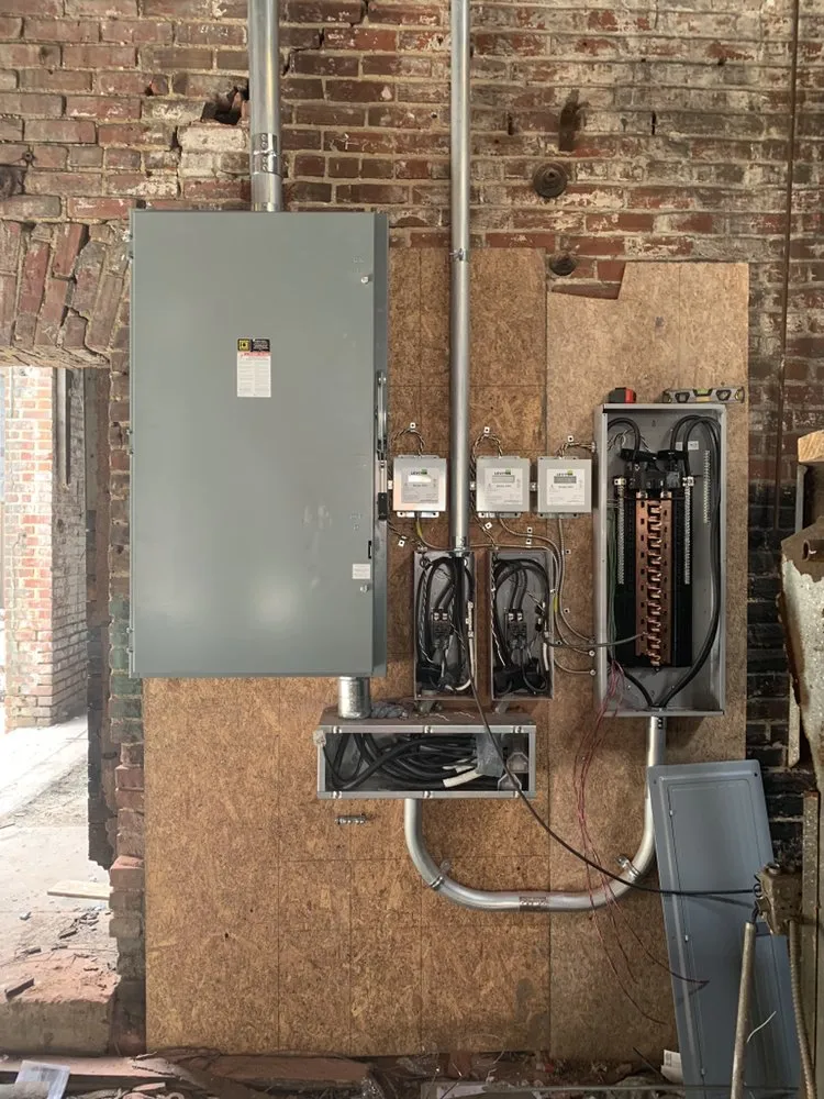 Licensed circuit breaker repair service in ,  - Eagle Electric