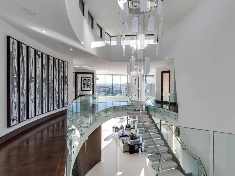 Slide of Eagle Eye Electric