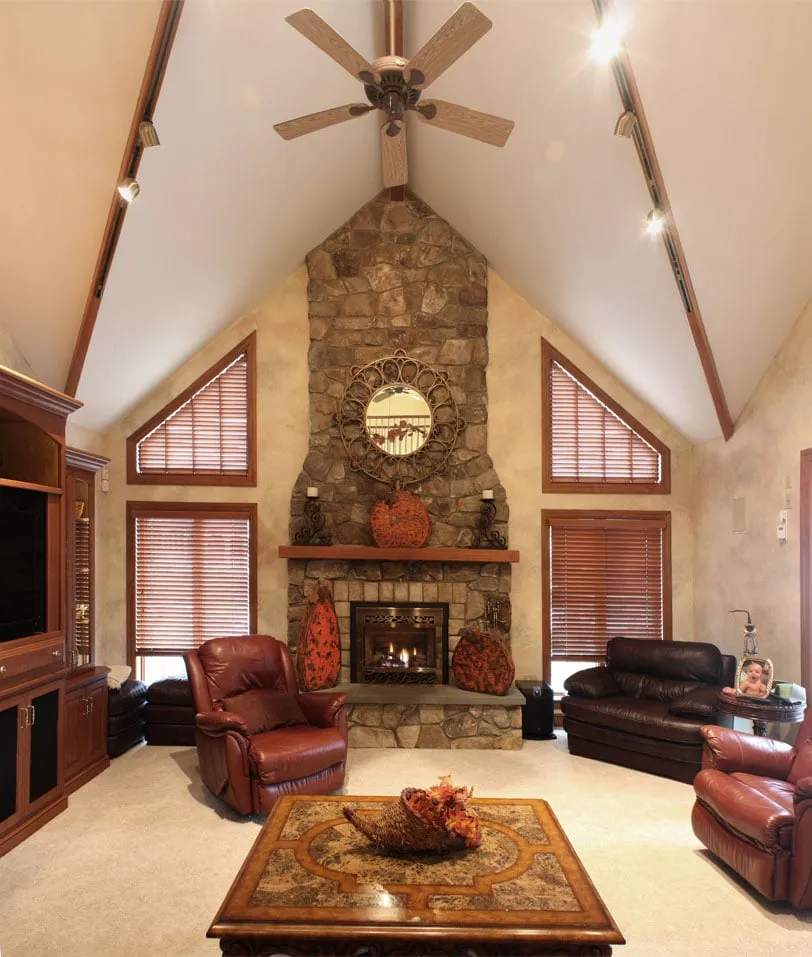 Slide of Earl Weaver Contractors