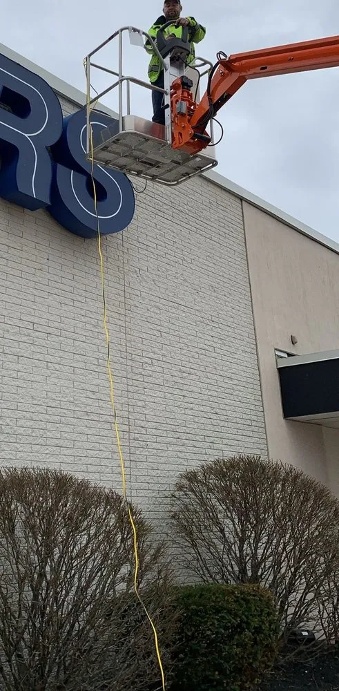 Slide of East Coast Facility Services