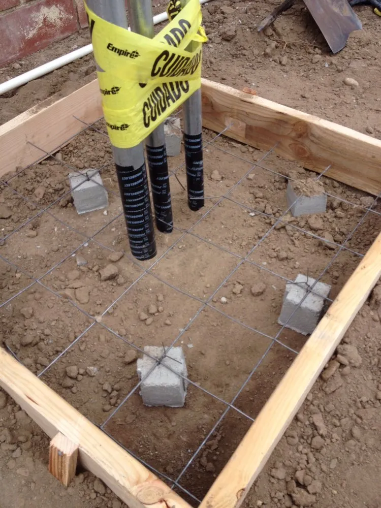 Reliable electrician providing lighting installation in , 