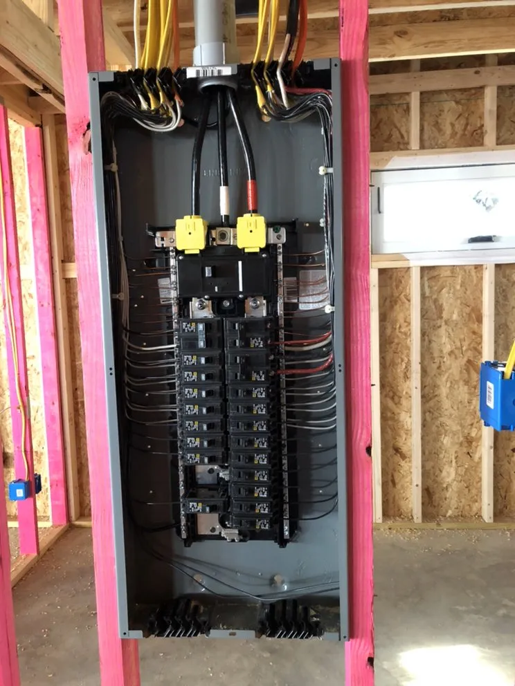 Emergency emergency electrical service experts serving Pollok, TX - East Electric