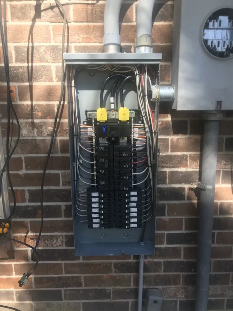 Trusted electrician providing electrical repair in Pollok, TX - East Electric