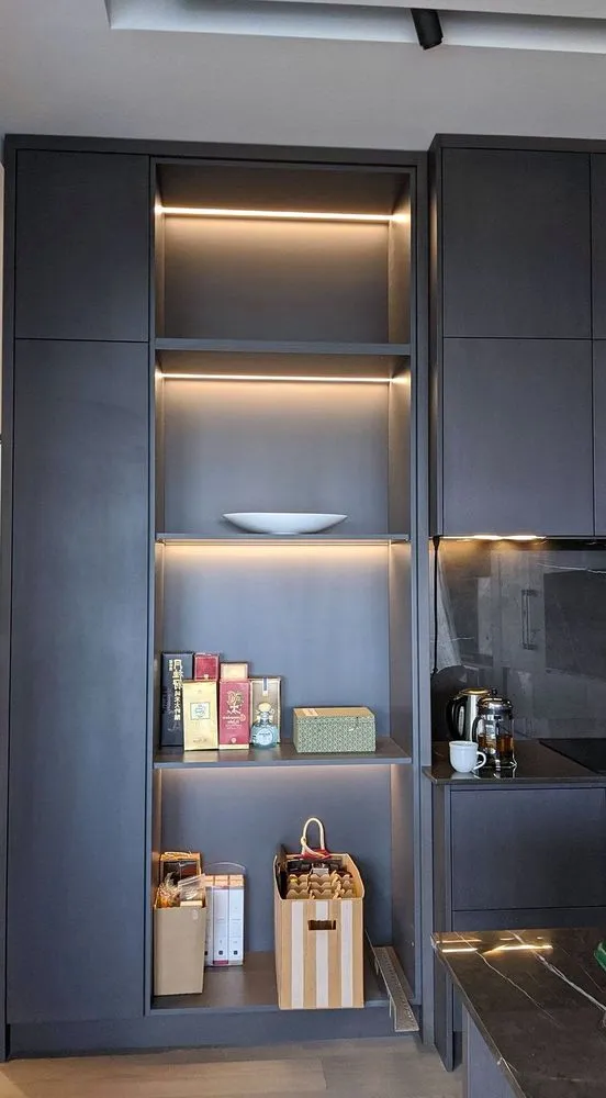 Slide of East Isles Electric