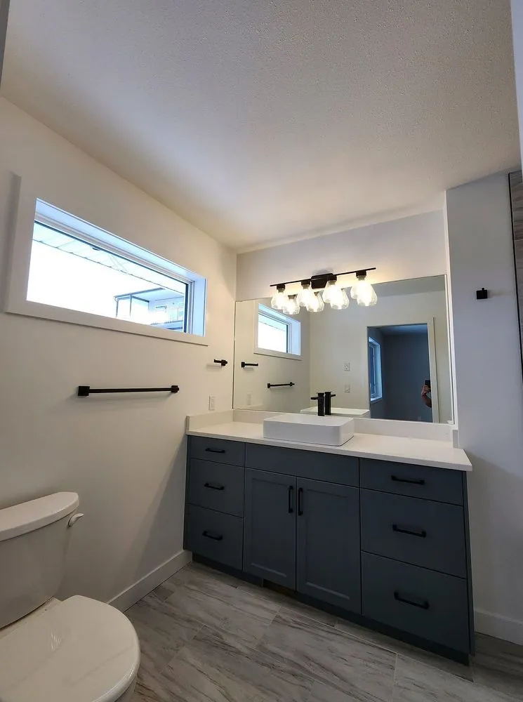 Slide of East Isles Electric