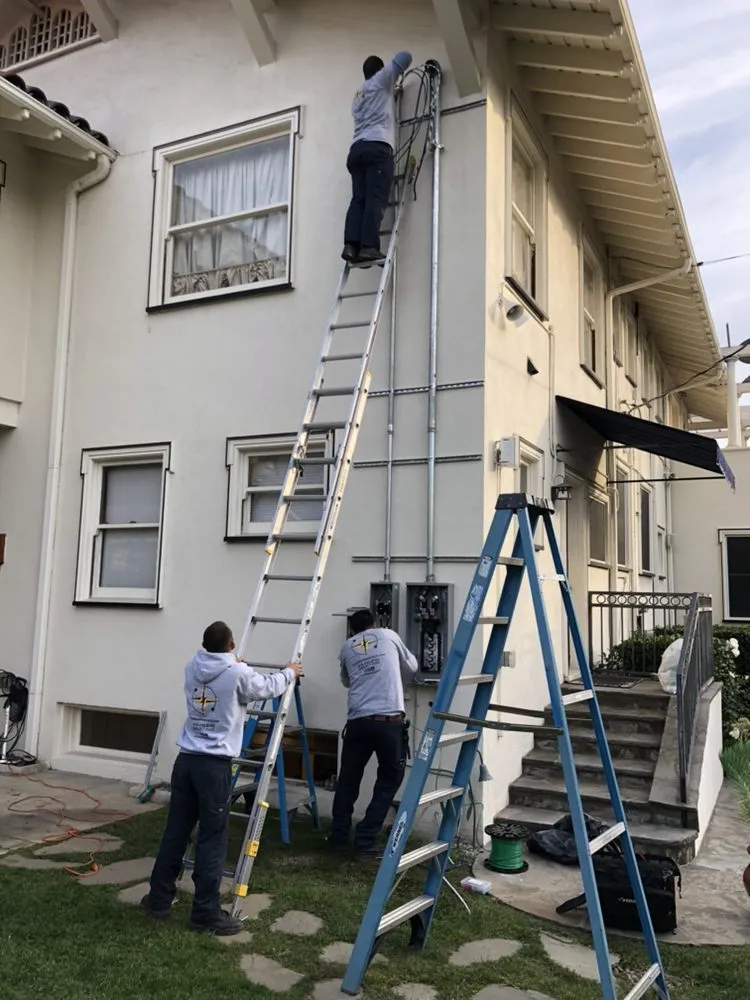 Professional electrician providing emergency electrical service in , 