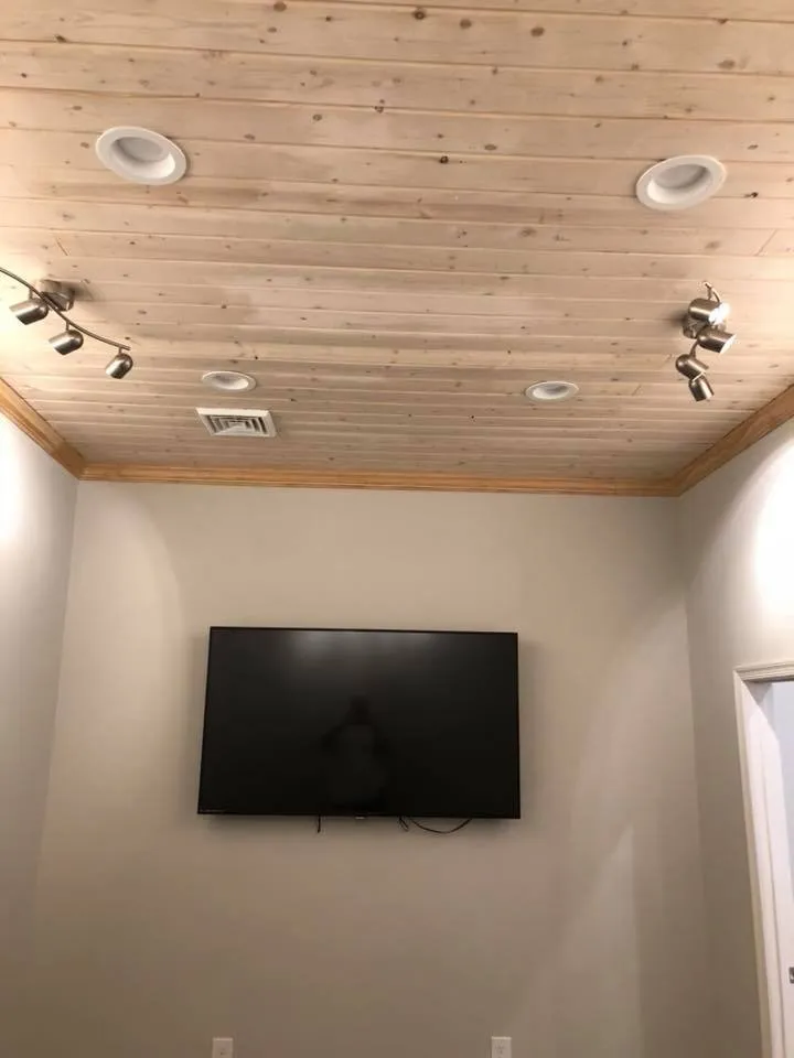 Reliable electrical service for homes in lighting installation, by