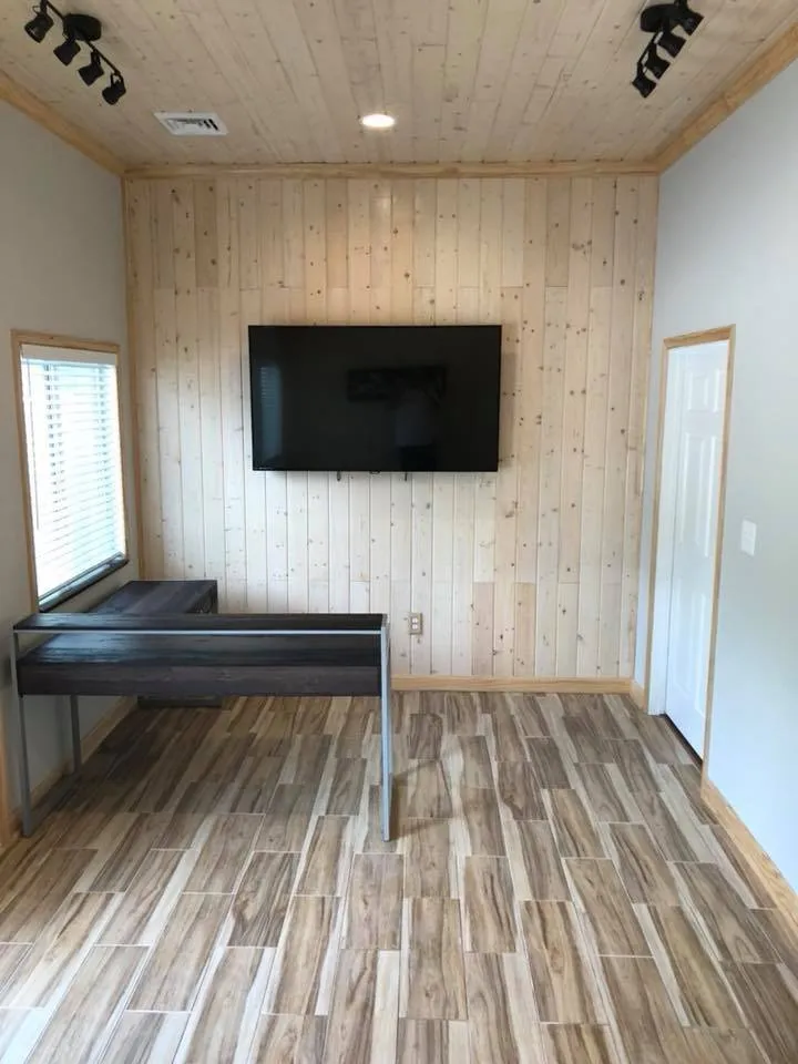 Reliable electrician providing lighting installation in ,