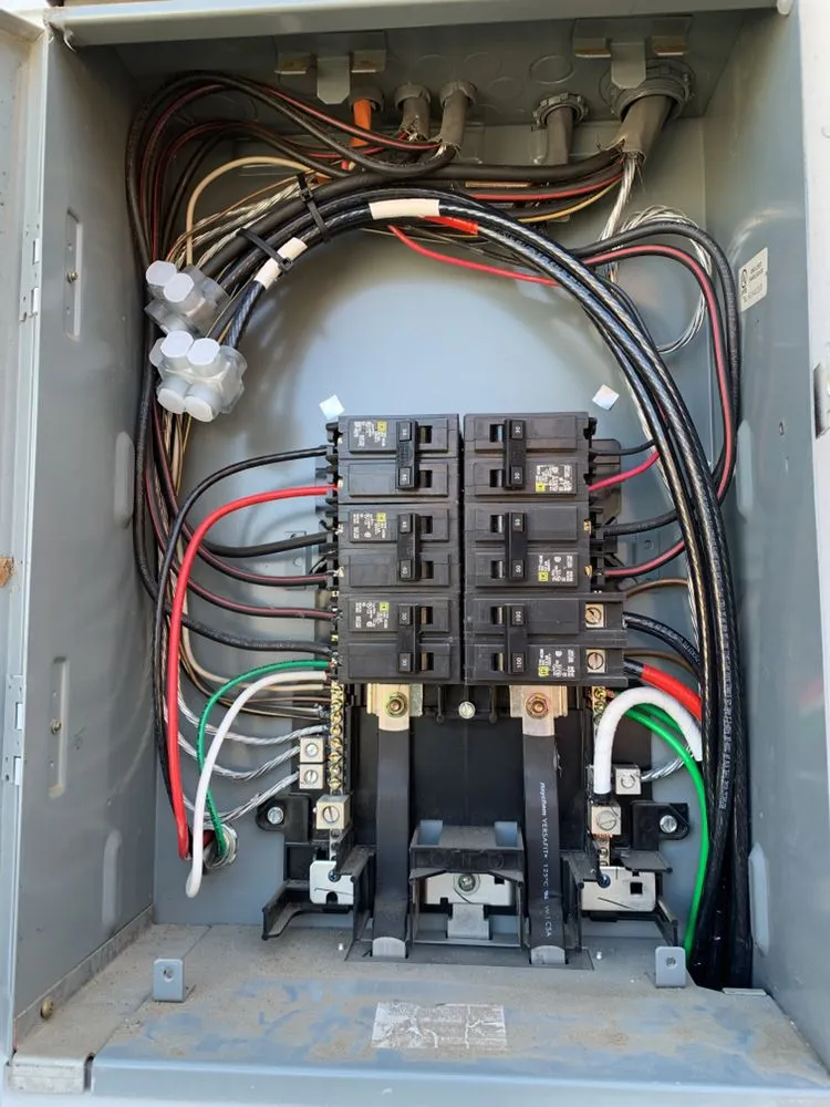 Slide of Easy Quick Electric Service