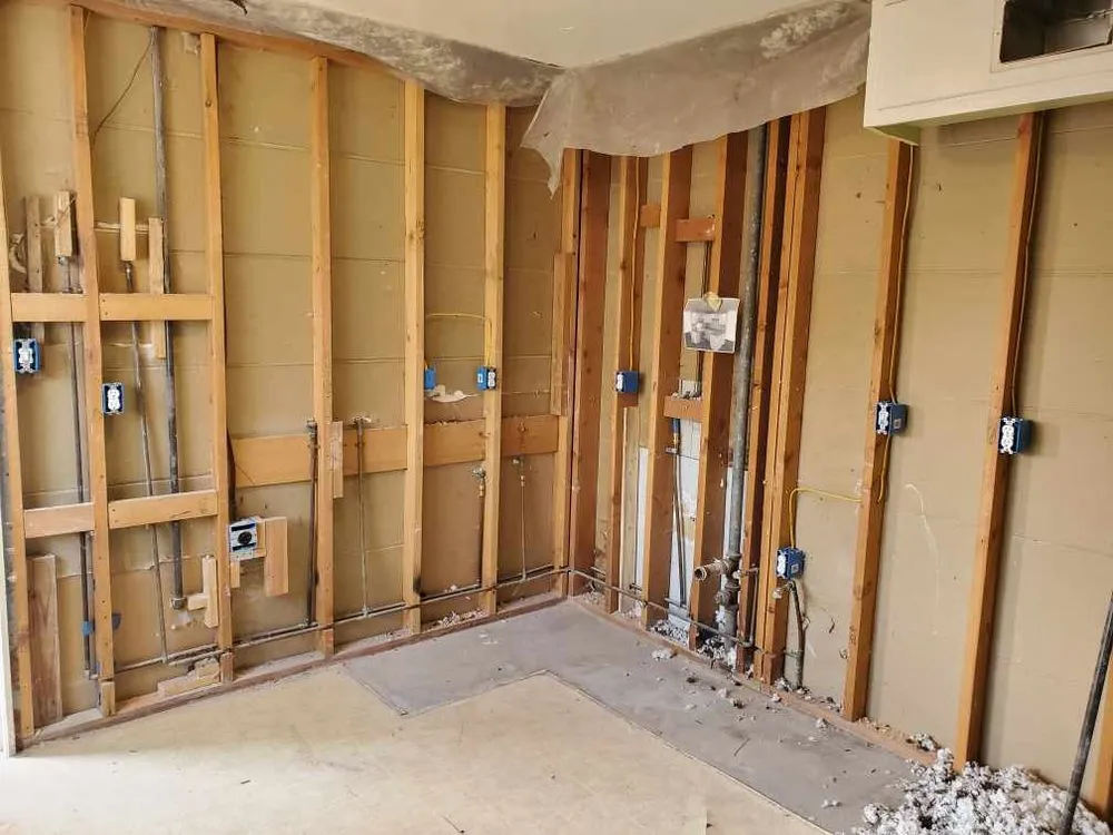 Slide of Eazy Electric