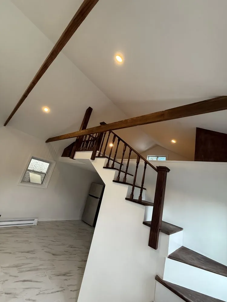 Slide of E.B Electric & Handy services