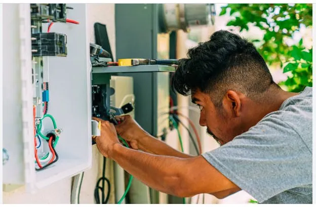 Slide of Ebanks Electrical Services