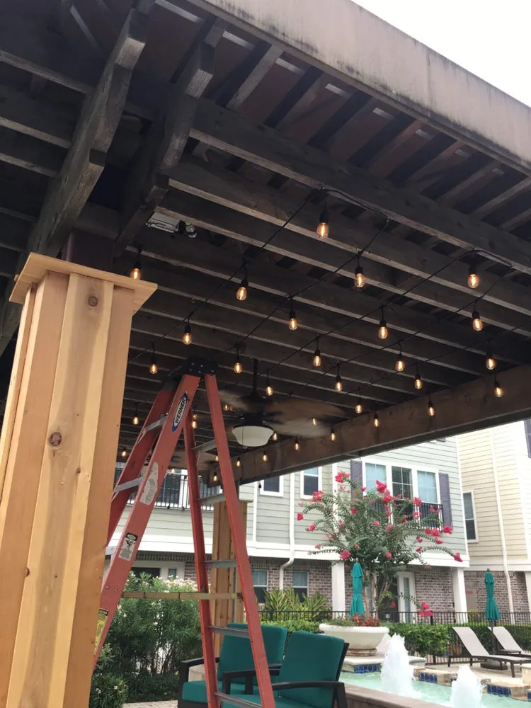 Slide of Ebony & Ivory Electrical Solutions