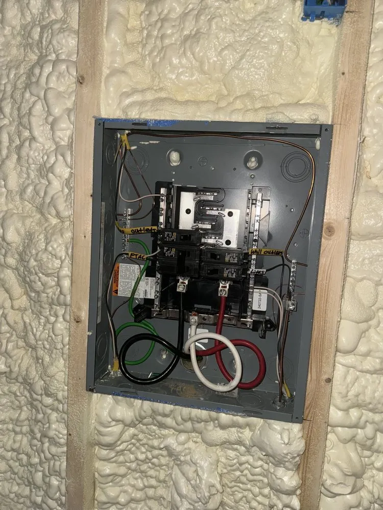 Slide of Echelon Electric