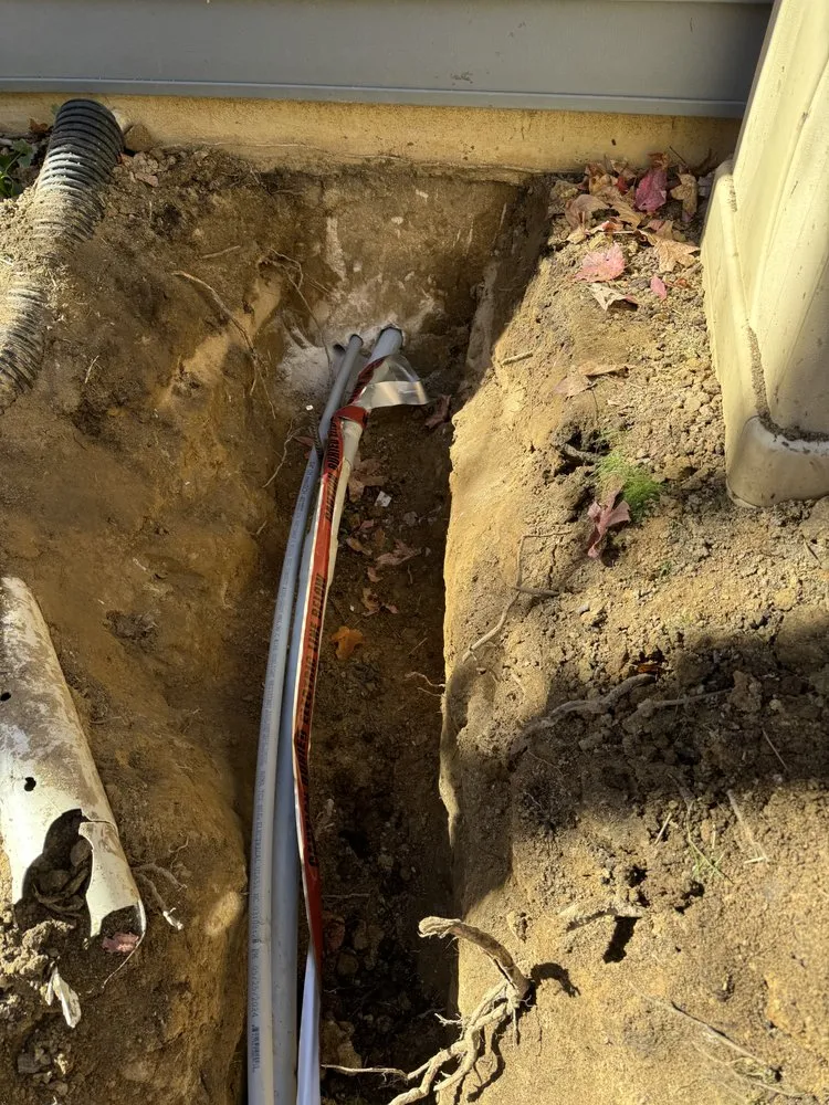 Slide of Echelon Electric