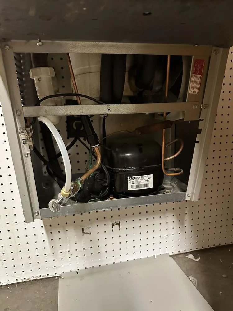 Slide of Echo Facility Solutions