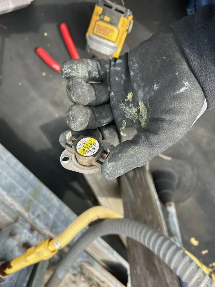 Slide of Echo Facility Solutions