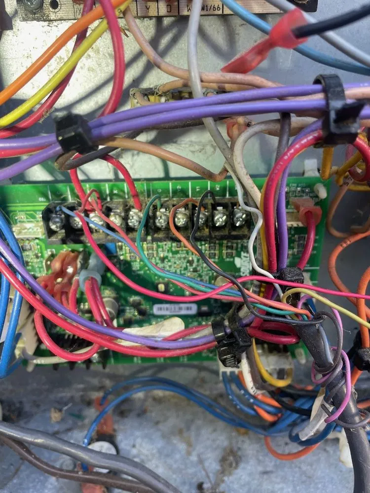 Slide of Echo Facility Solutions