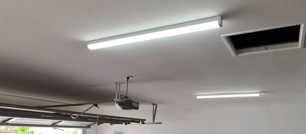 Slide of Echo Park Electric