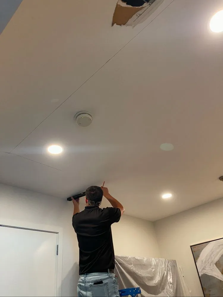 Slide of Echo’s Handyman Services