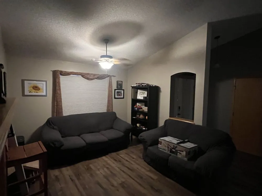 Slide of Eck Services