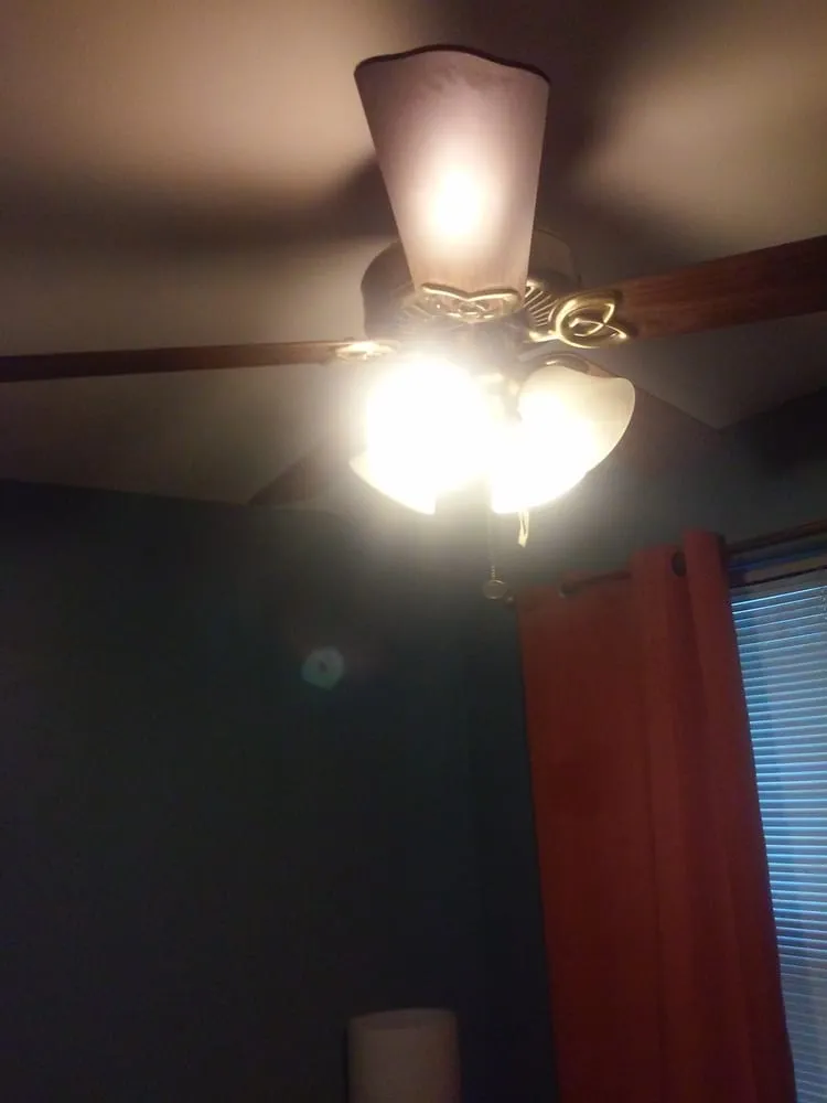 Slide of Eco Electrician