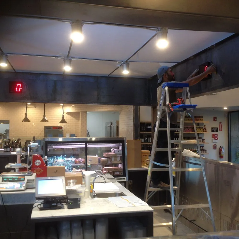 Professional electrician providing electrical repair in ,