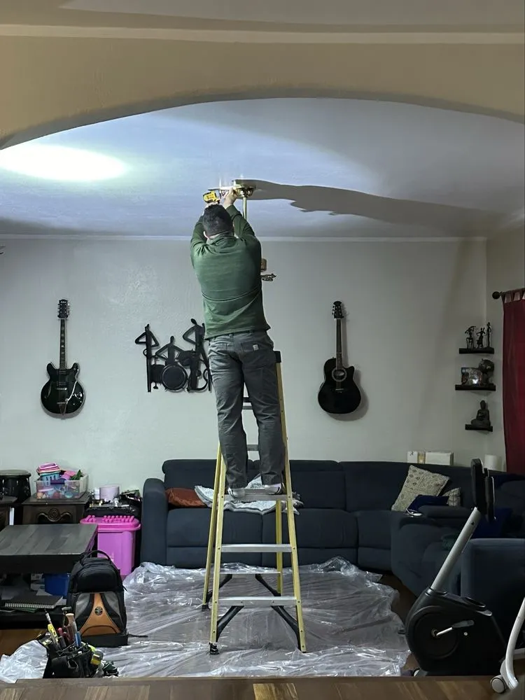 Slide of Eco Power Electric