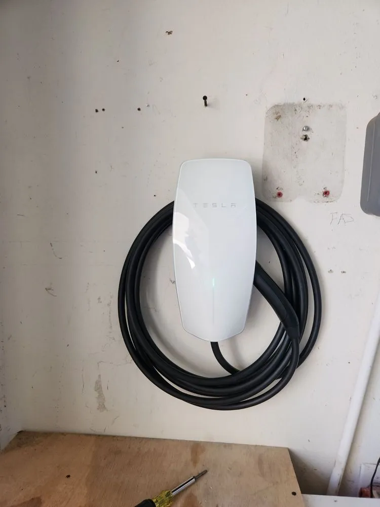 Slide of Eco-Tech Electrical Services