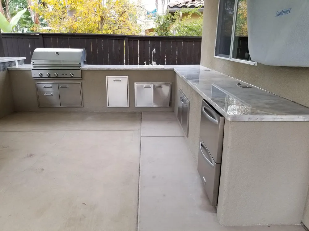 Trusted circuit breaker repair in ,  by EcoPeak Construction