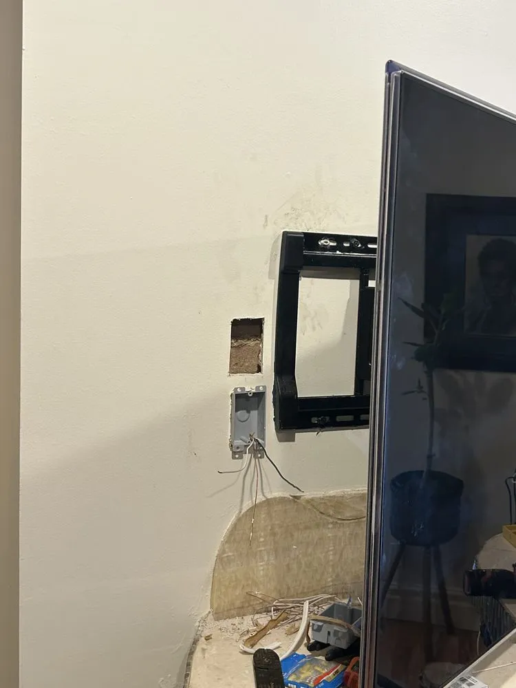 Affordable electrician providing outlet and switch repair in , 