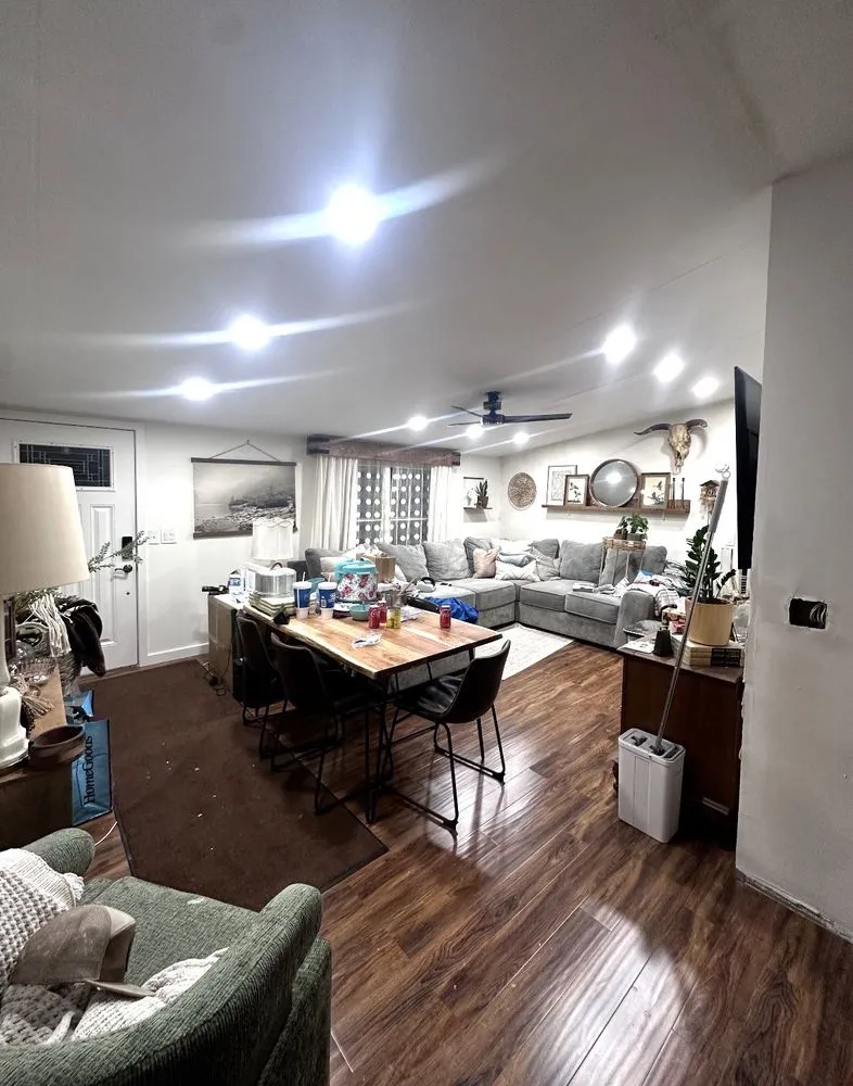 Slide of Ecosun Electric and Solar