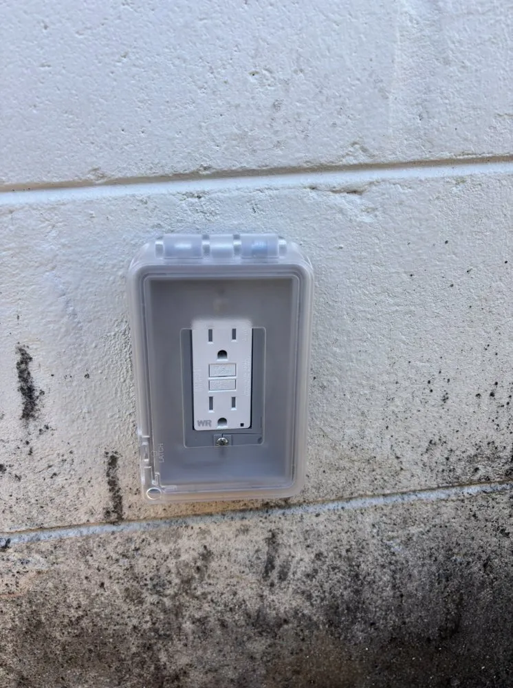 Slide of Ecuafrance Electric