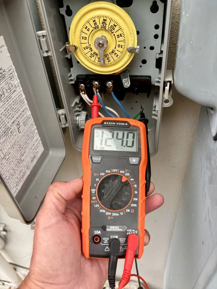 Slide of Ecuafrance Electric