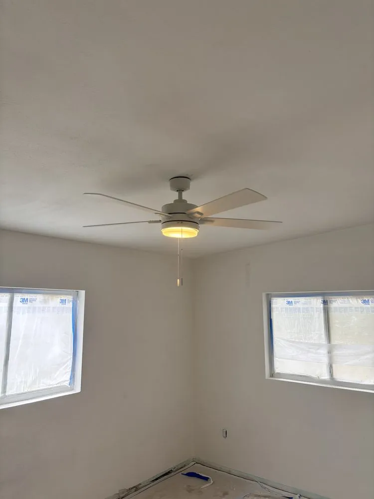 Slide of Ecuafrance Electric