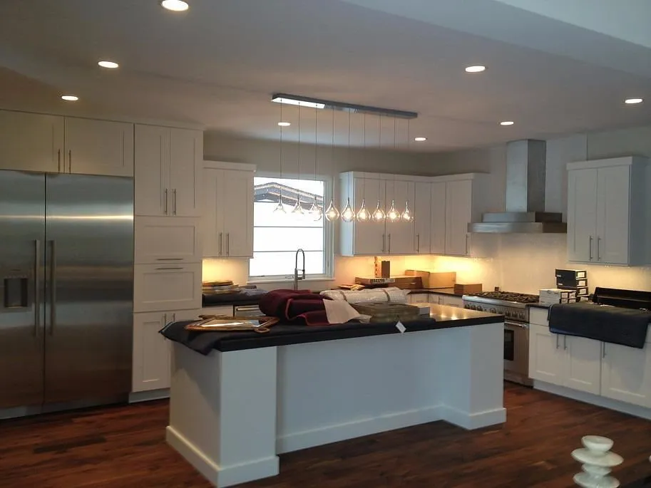 Slide of Eddy's Electric