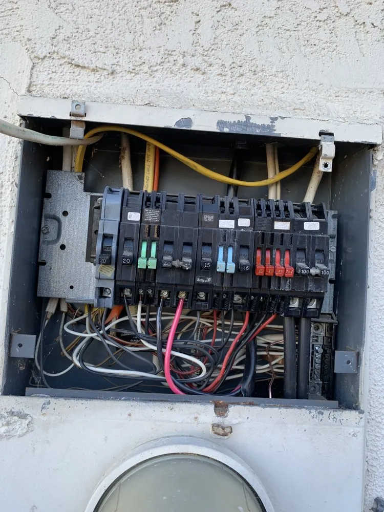 Slide of Edgars Service & Repair