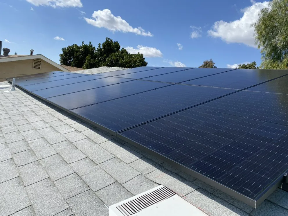 Slide of Edge Solar and Electrical Solutions