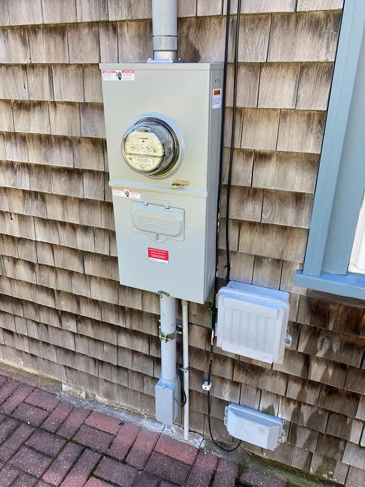 Slide of Edgemere Licensed Electrician