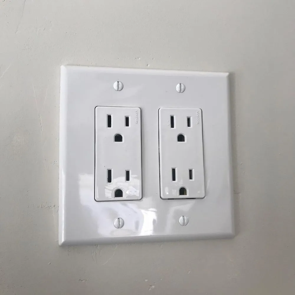 Slide of Edgemere Licensed Electrician