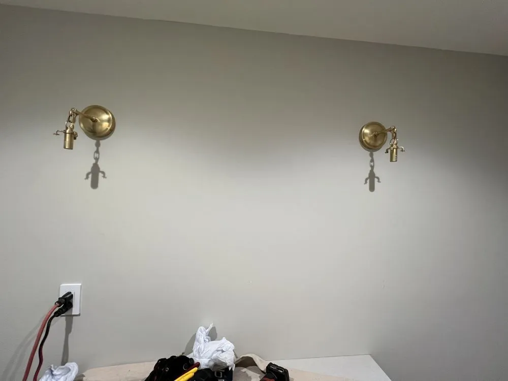 Slide of Edi’s Electrical Services