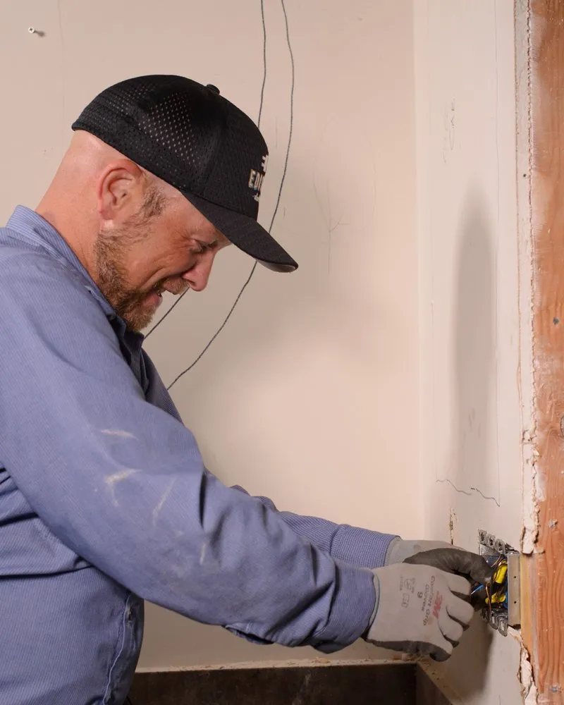 Slide of Edison Electric